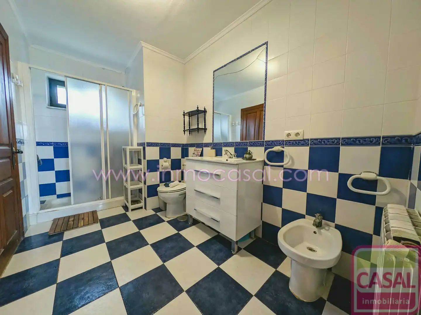 Baño de Casa o chalet en venta en Colunga con Calefacción, Terraza y Trastero