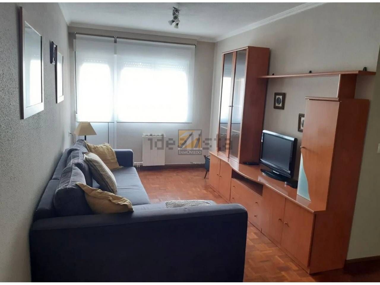 Living room of Flat to rent in Gijón   with Heating and Parquet flooring