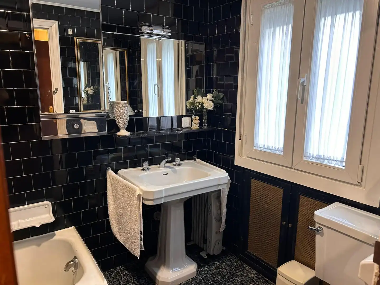 Baño de Piso en venta en Granada con Aire acondicionado, Calefacción y Trastero