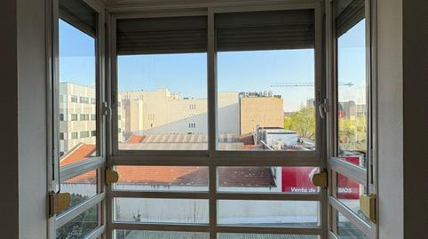 Foto 2 de Apartament de lloguer a Calle Calle Alcalá, Simancas, Madrid Capital