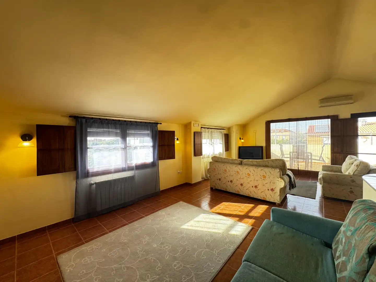 Wohnzimmer von Einfamilien-Reihenhaus zum Verkauf in Canet d'En Berenguer mit Klimaanlage, Heizung und Terrasse