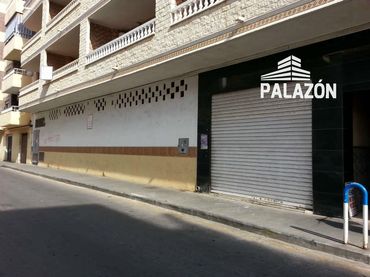 Local comercial de lloguer a Playa del Cura