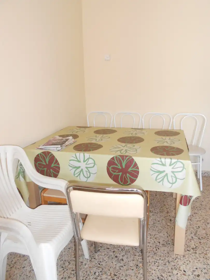 Comedor de Piso de alquiler en  Logroño con Calefacción, Amueblado y Horno