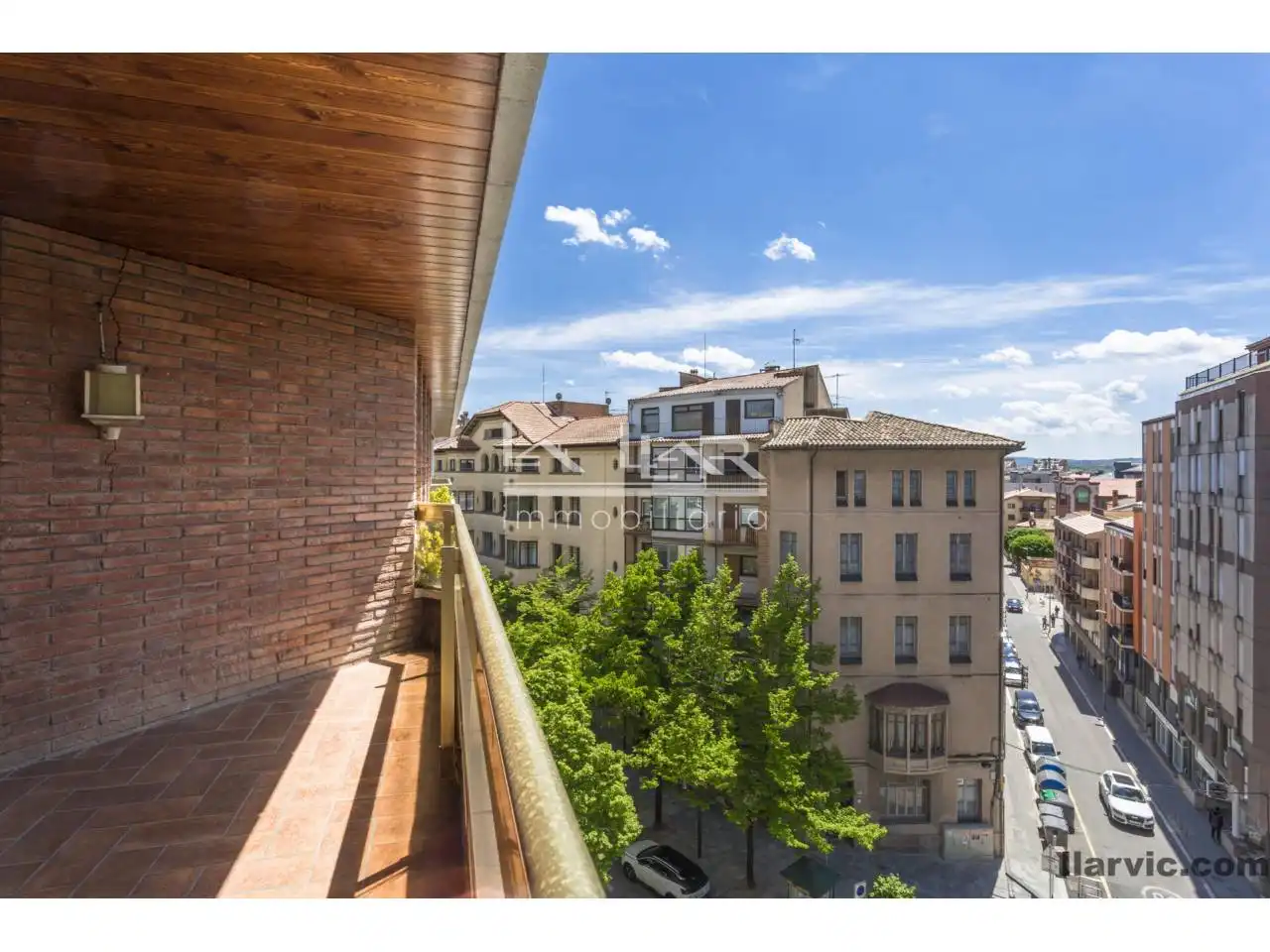 Außenansicht von Maisonette zur Miete in Vic mit Heizung, Parkett und Terrasse