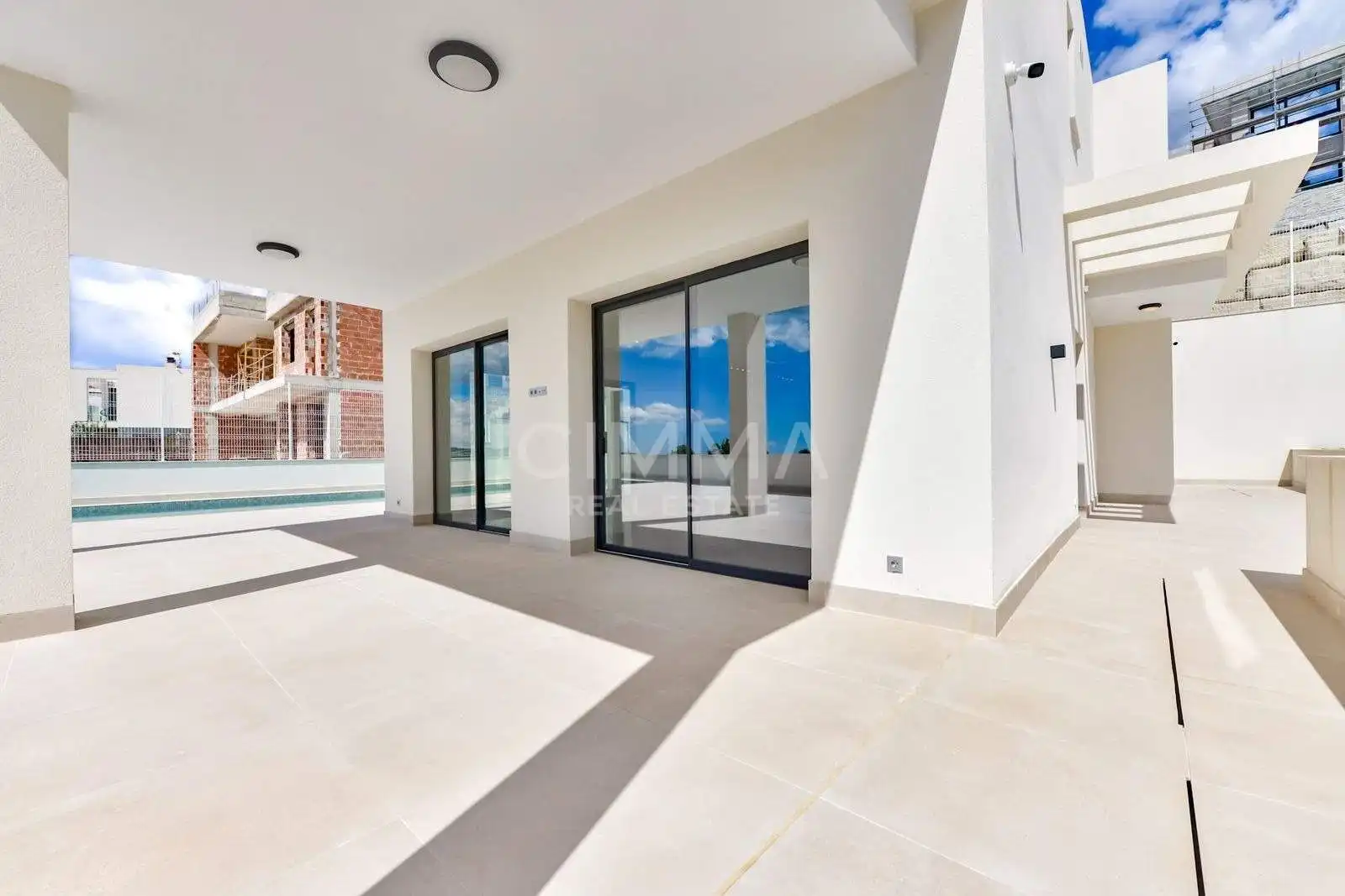 Chalet con terraza en venta en Golf Bahía, imagen 13