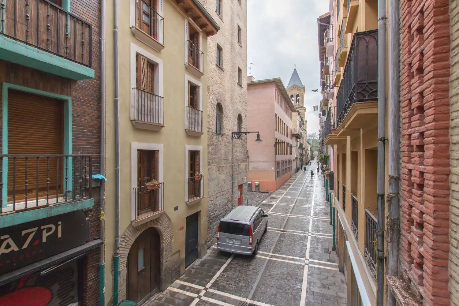 Vista exterior de Piso en venta en  Pamplona / Iruña con Calefacción, Amueblado y Balcón