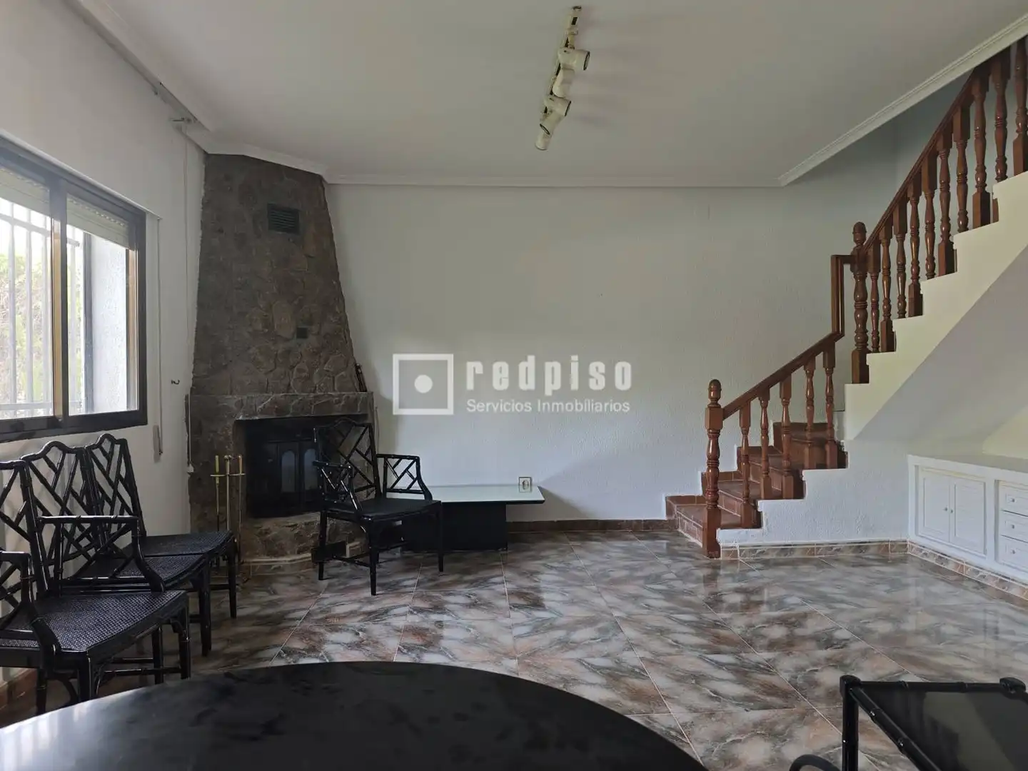Sala d'estar de Casa o xalet en venda en El Álamo amb Aire condicionat, Calefacció i Jardí privat
