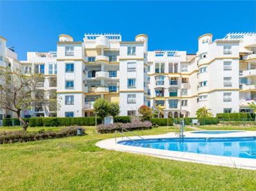 Mini appartamento con ascensore in affitto a Calle Ronda del Golf Oeste 11