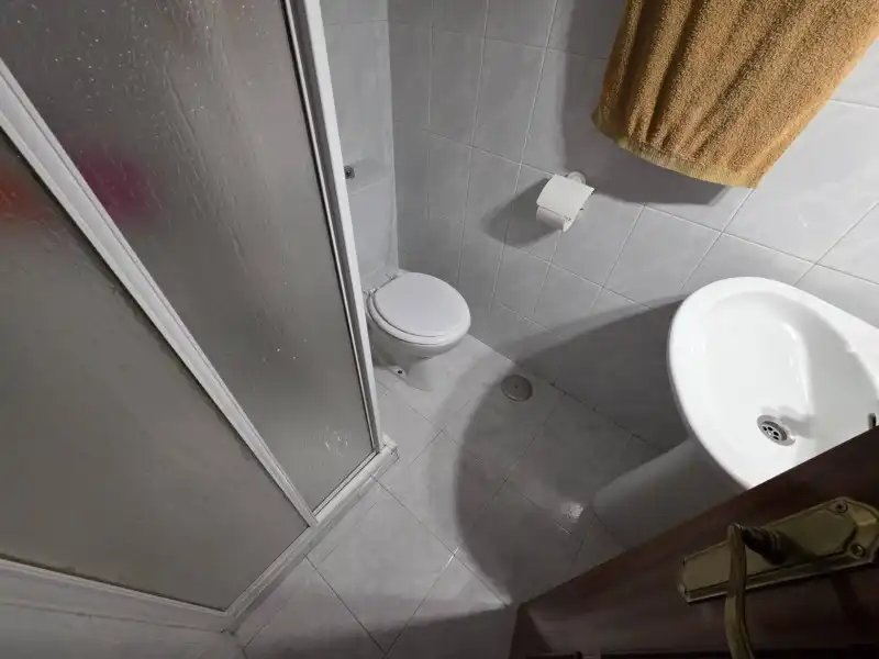 Bathroom of Flat for sale in Plasencia  with Private garden