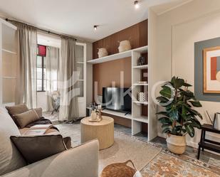 Sala d'estar de Apartament de lloguer en  Barcelona Capital amb Aire condicionat, Calefacció i Moblat