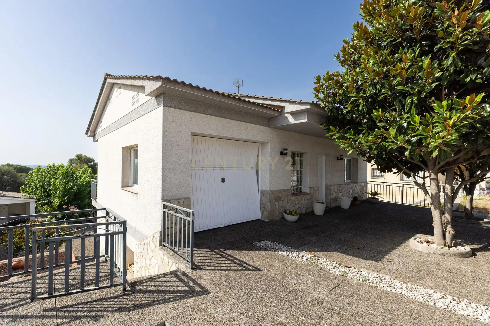 Vista exterior de Casa o chalet en venta en Fogars de la Selva con Jardín privado, Trastero y Piscina