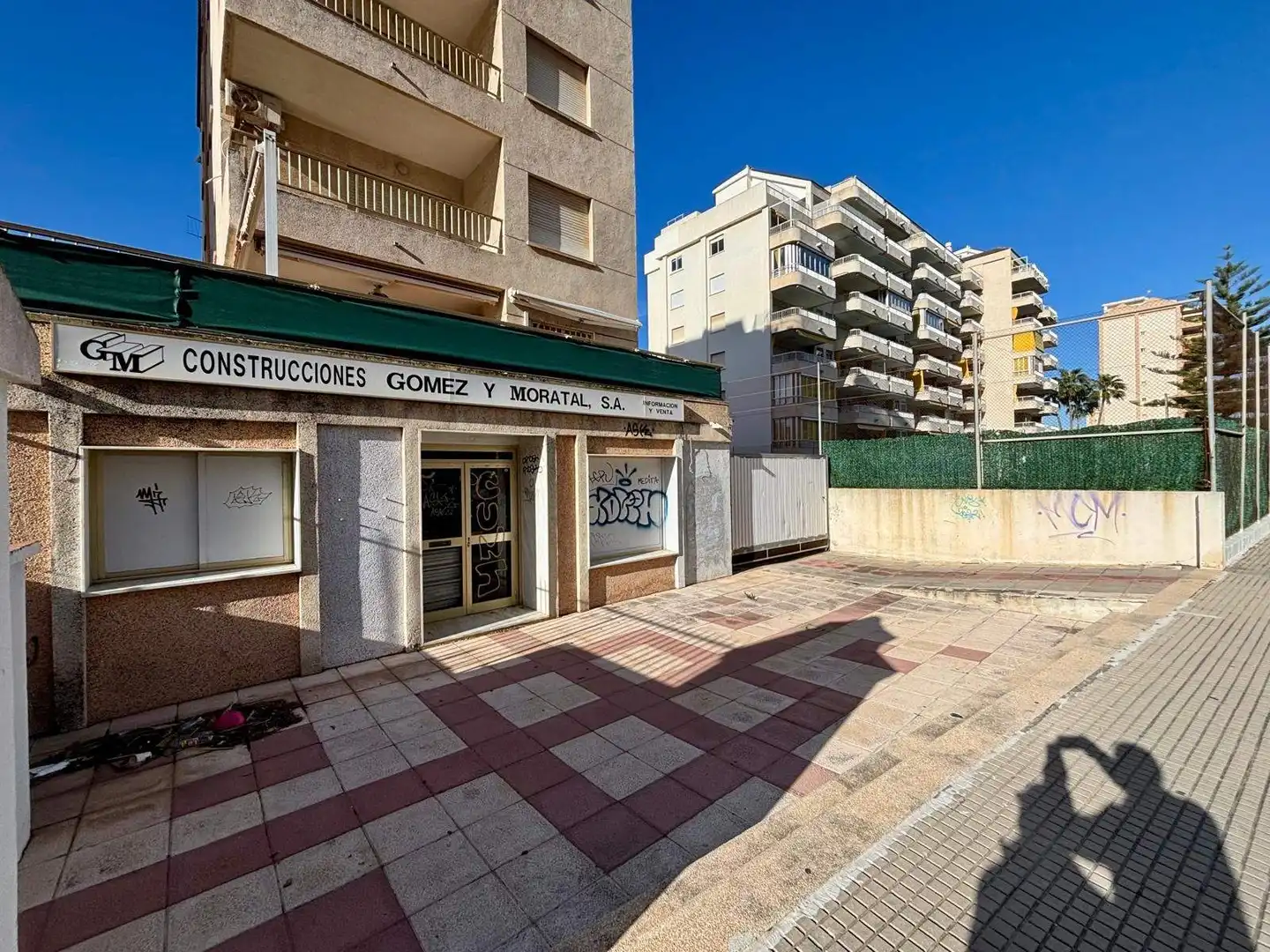 Vista exterior de Local en venta en Gandia