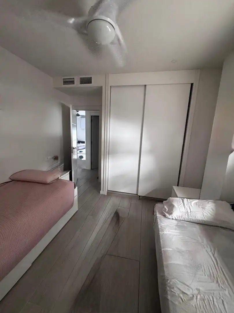 Schlafzimmer von Wohnungen zur Miete in Marbella mit Klimaanlage, Heizung und Terrasse