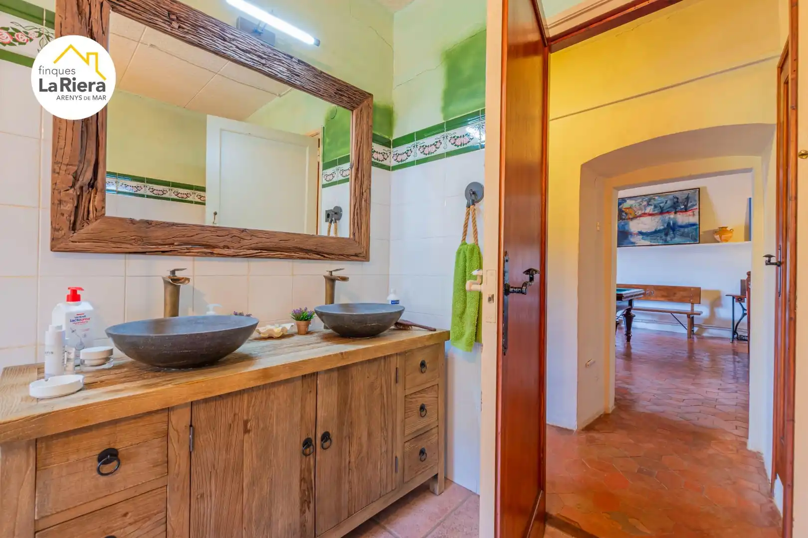 Bathroom of Houses for sale in Arenys de Munt  with Air Conditioner, Heating and Private garden