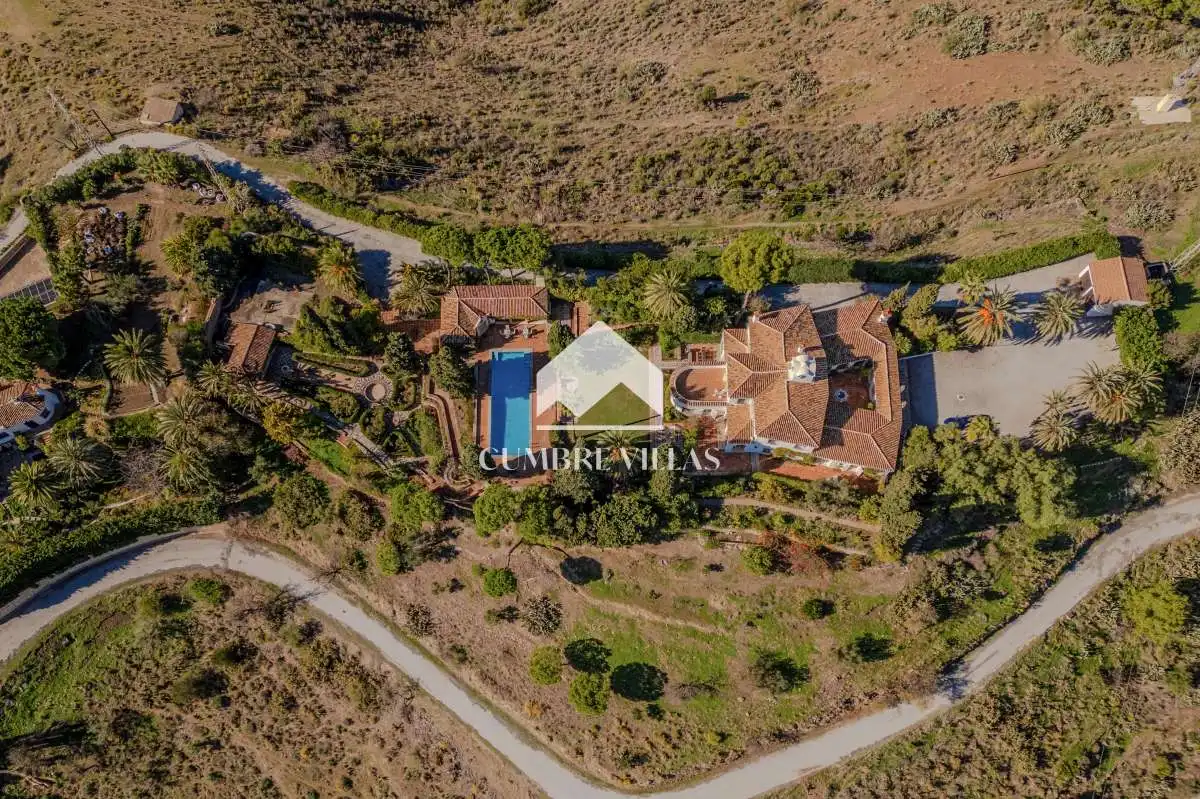 Vista exterior de Casa o chalet en venta en Salobreña con Calefacción, Jardín privado y Terraza