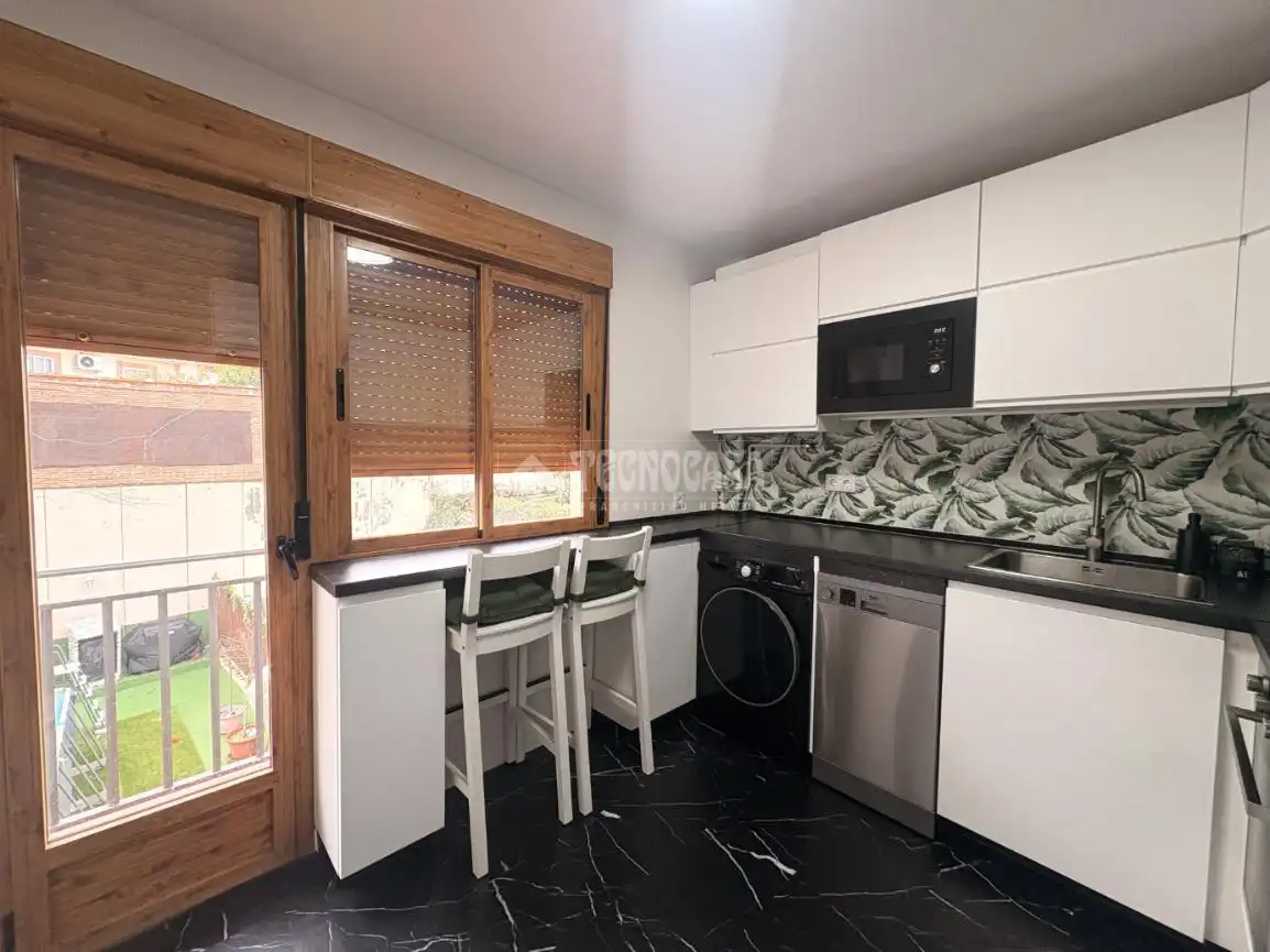 Cocina de Piso en venta en Loeches