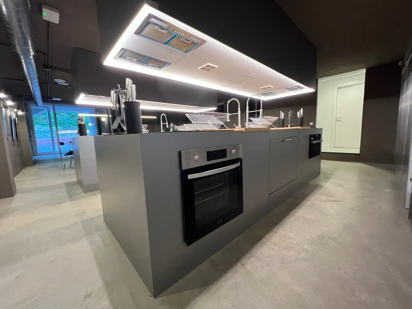 Kitchen of Houses for share in Madrid  with Air Conditioner, Heating and Private garden