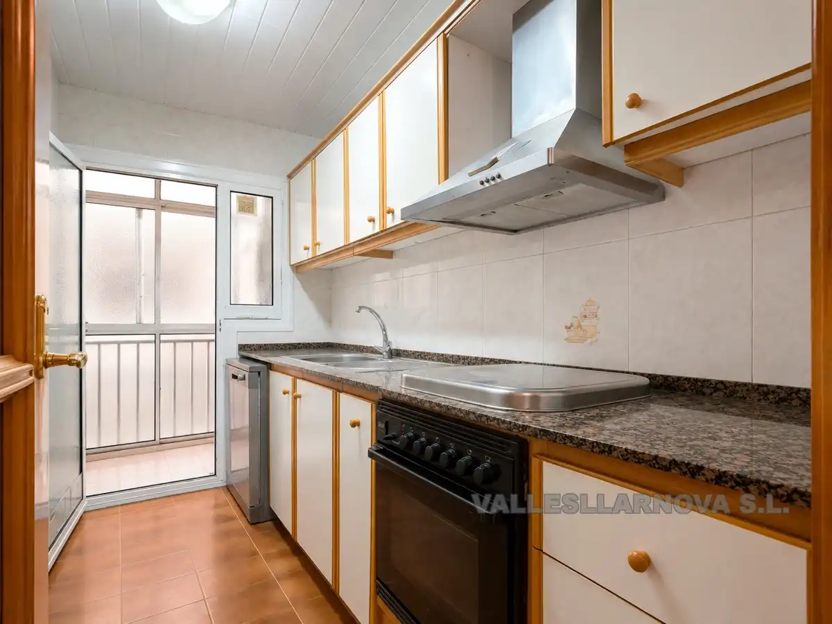 Cocina de Piso en venta en Mollet del Vallès con Calefacción y Balcón