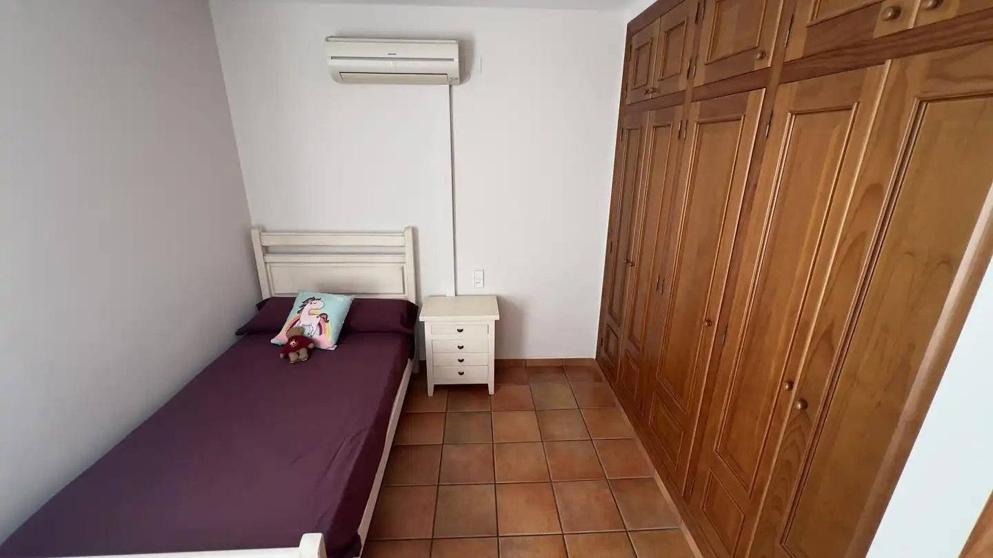 Habitación de Casa o chalet en venta en Benicarló con Aire acondicionado, Calefacción y Jardín privado