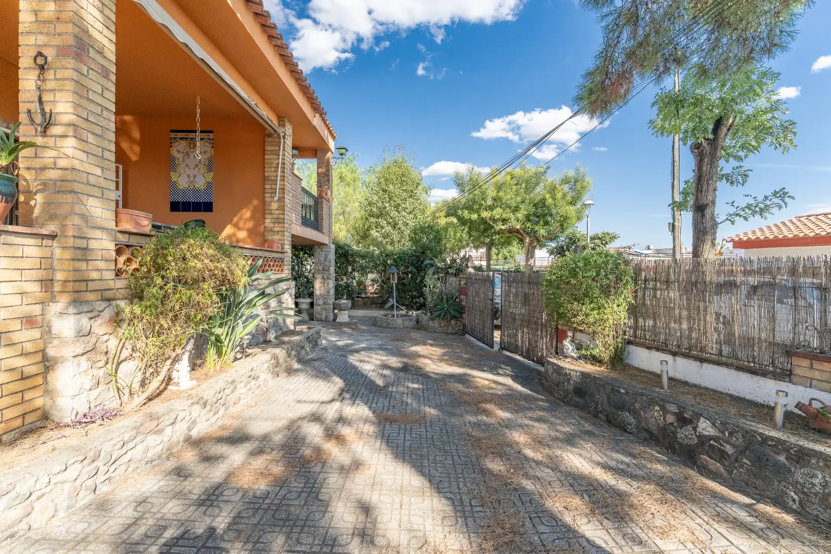 Vista exterior de Casa o xalet en venda en Les Borges del Camp amb Calefacció, Jardí privat i Terrassa