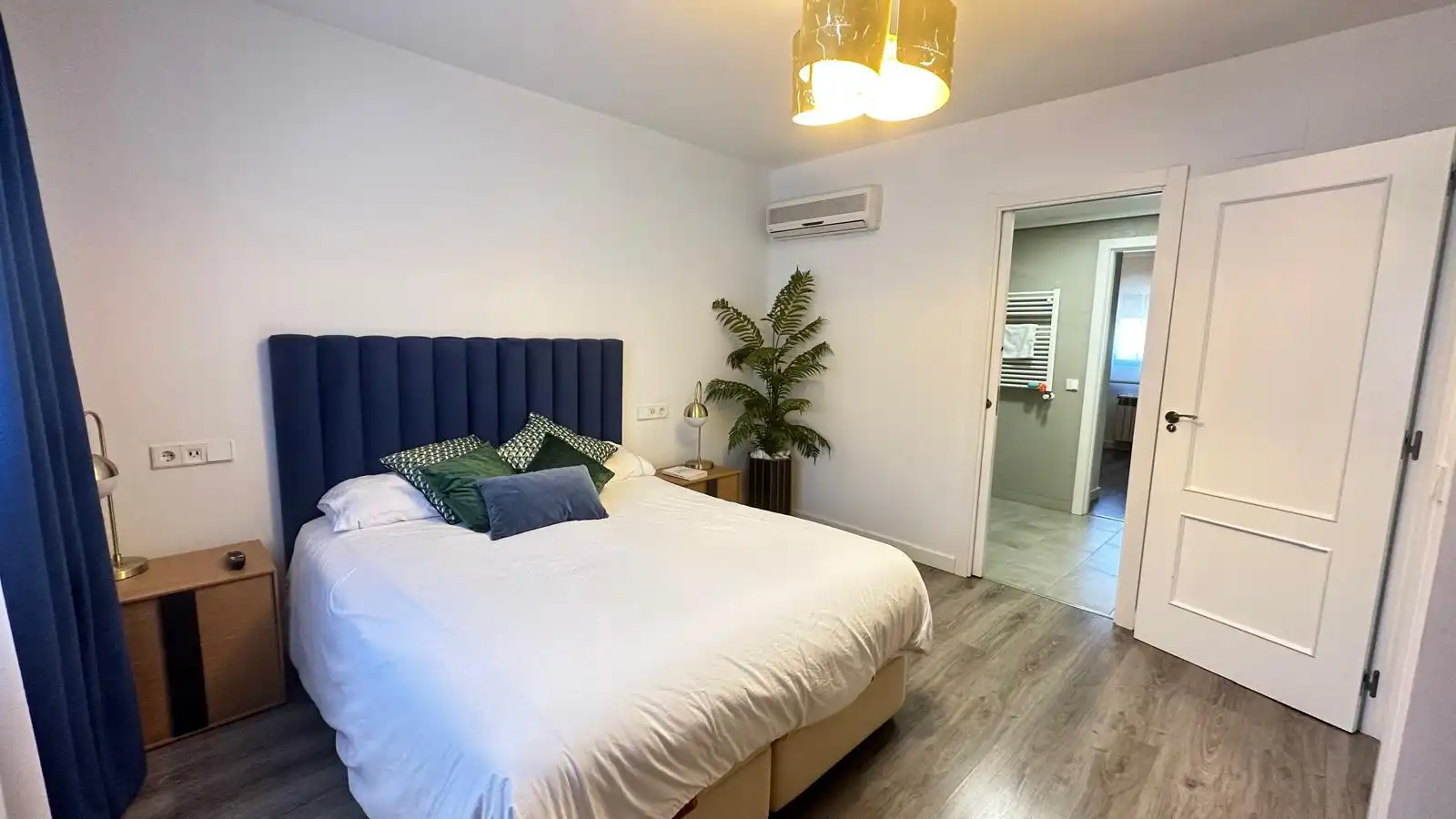Bedroom of Detached homes for rent in Alcorcón  with Air Conditioner, Heating and Private garden