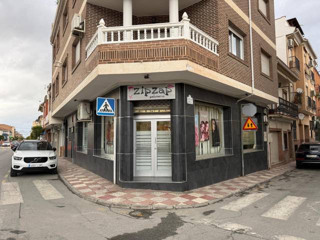 Local comercial en Alquiler en Parque de San Roque