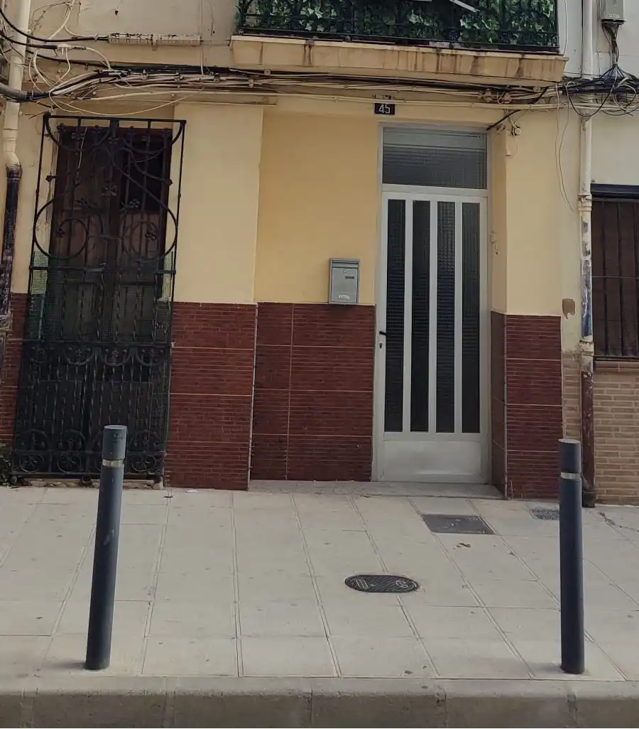 Vista exterior de Casa adosada en venta en Castellón de la Plana / Castelló de la Plana