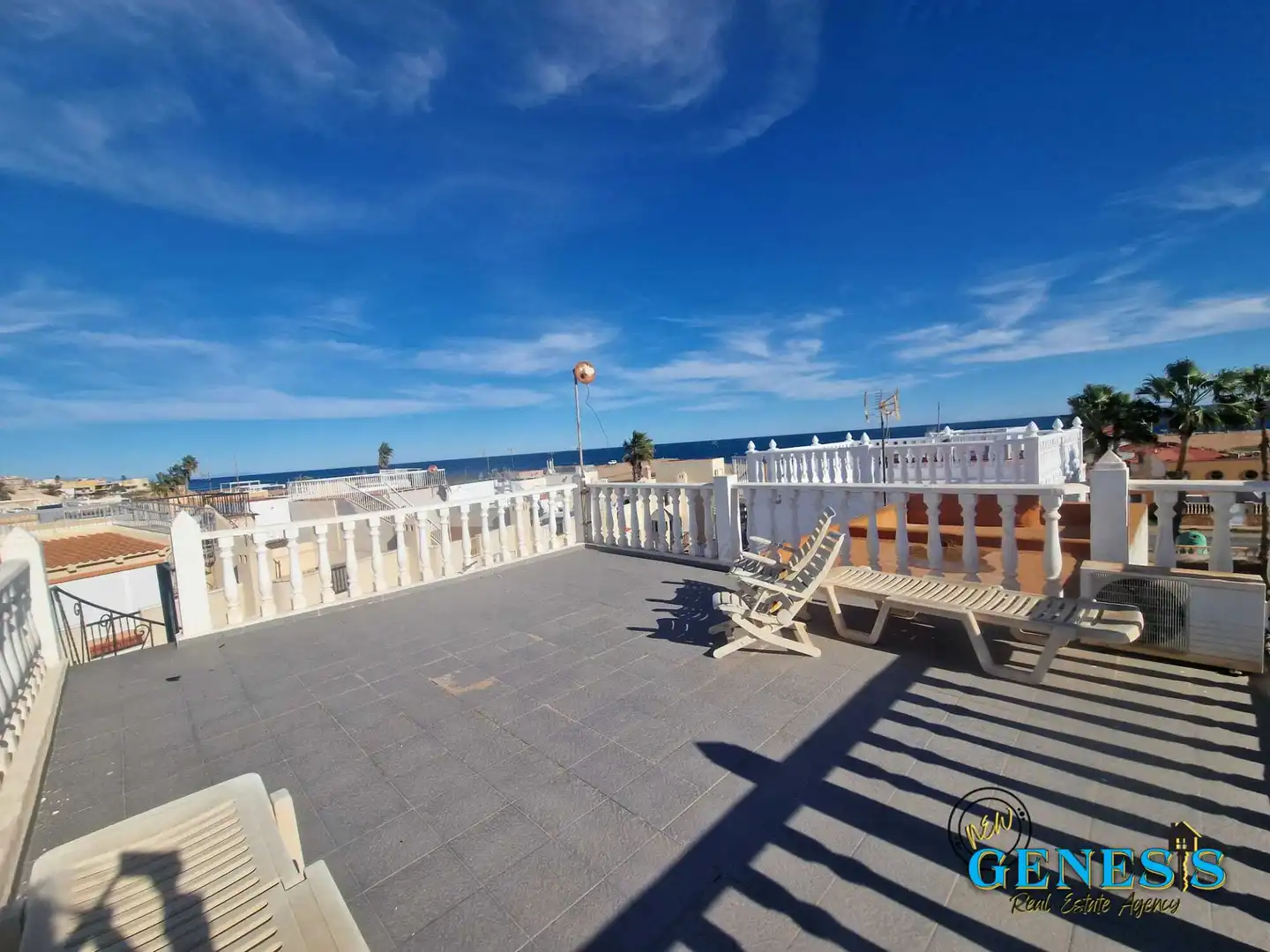 Terrassa de Casa adosada en venda en Torrevieja amb Aire condicionat, Terrassa i Traster