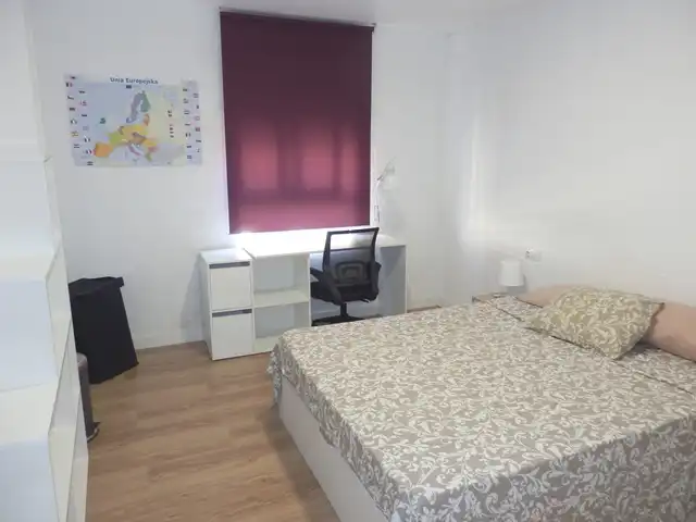 Schlafzimmer von Wohnung zur Miete in Moncada mit Parkett, Möbliert und Ofen