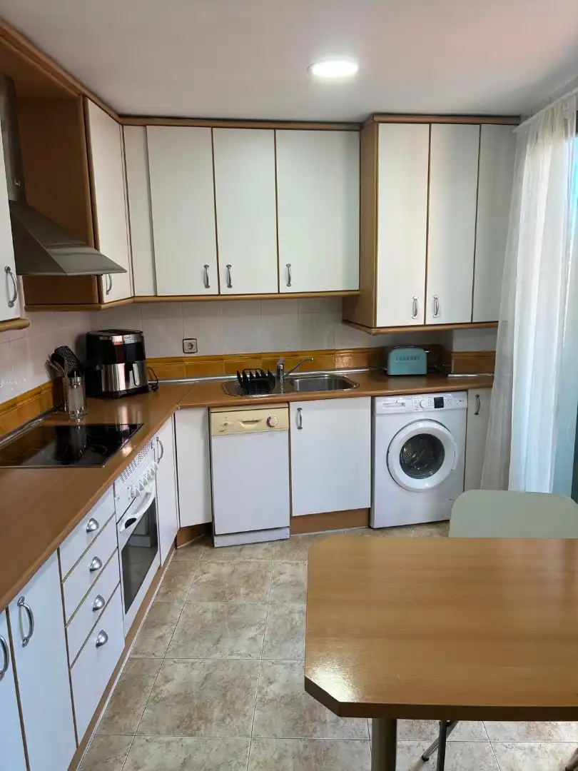 Küche von Maisonette zum Verkauf in Velilla de San Antonio mit Klimaanlage, Heizung und Terrasse