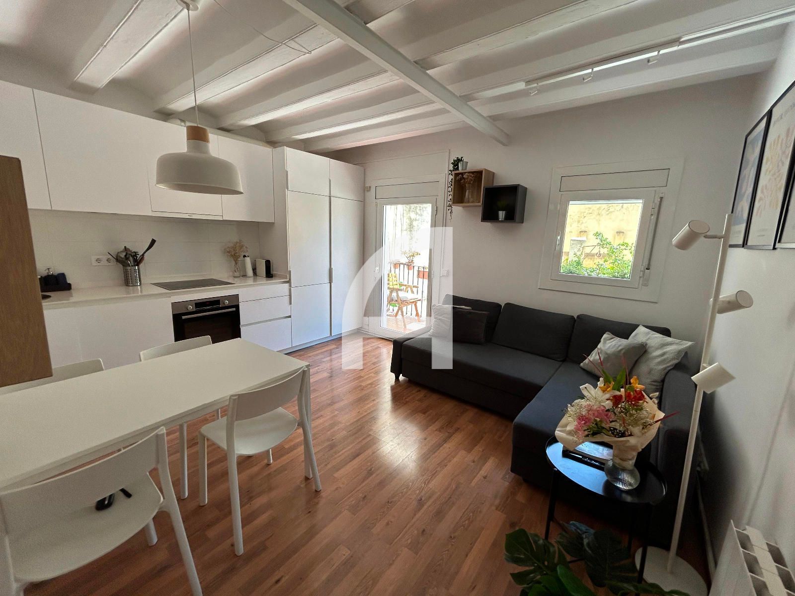 Pis de lloguer a Carrer de Parlament, Sant Antoni, Eixample