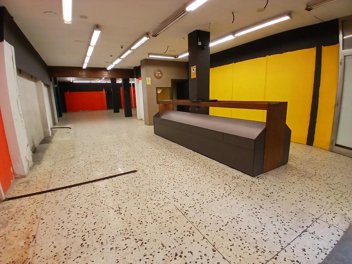 Gewerbefläche zur Miete in Calle del Bruc, imagen 4