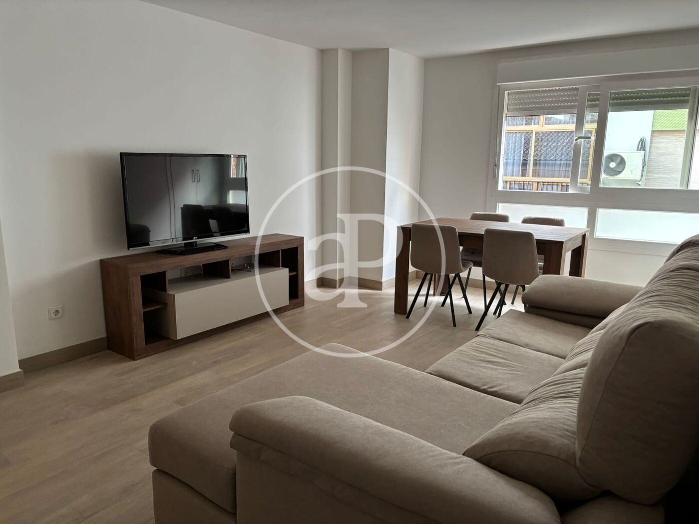 Sala d'estar de Pis de lloguer en Moncada amb Calefacció, Moblat i Balcó