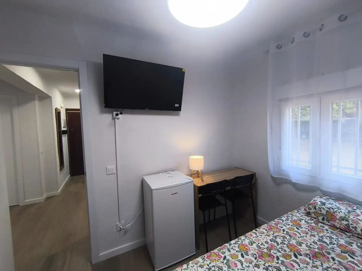 Bedroom of Flat for share in Madrid  with Heating, Furnished and Washing machine