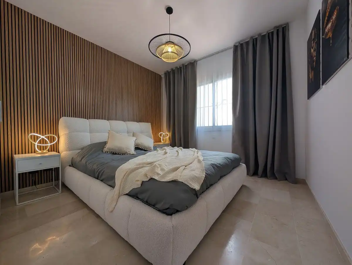 Habitación de Ático en venta en Estepona con Aire acondicionado y Terraza