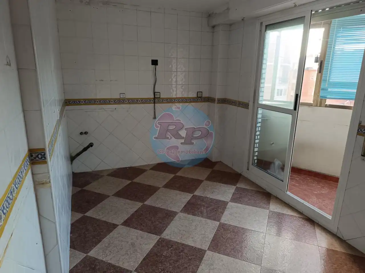 Cocina de Piso en venta en Bembibre con Calefacción, Terraza y Trastero