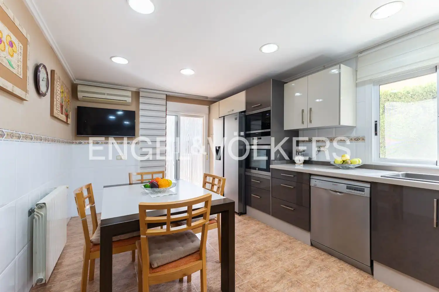Kitchen of Houses for sale in L'Eliana  with Air Conditioner, Heating and Private garden