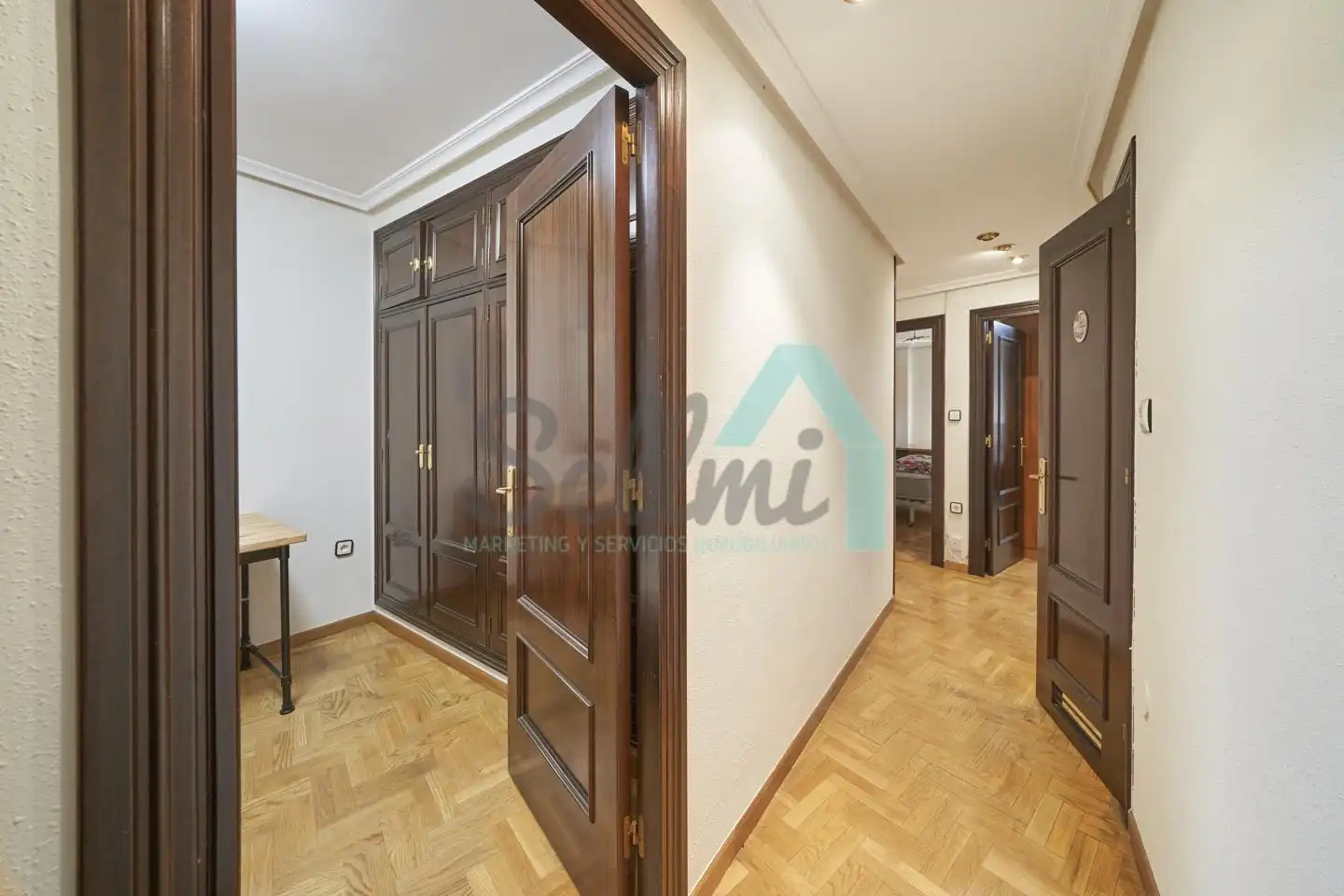 Flat for rent in Félix Aramburu, Auditorio - Seminario - Parque de Invierno