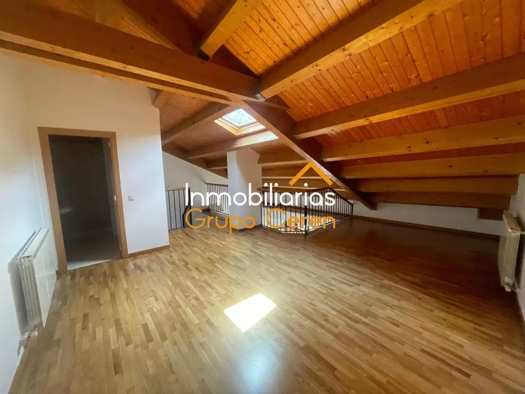 Dúplex en venta en Aldea Azarrulla, 60, Ezcaray