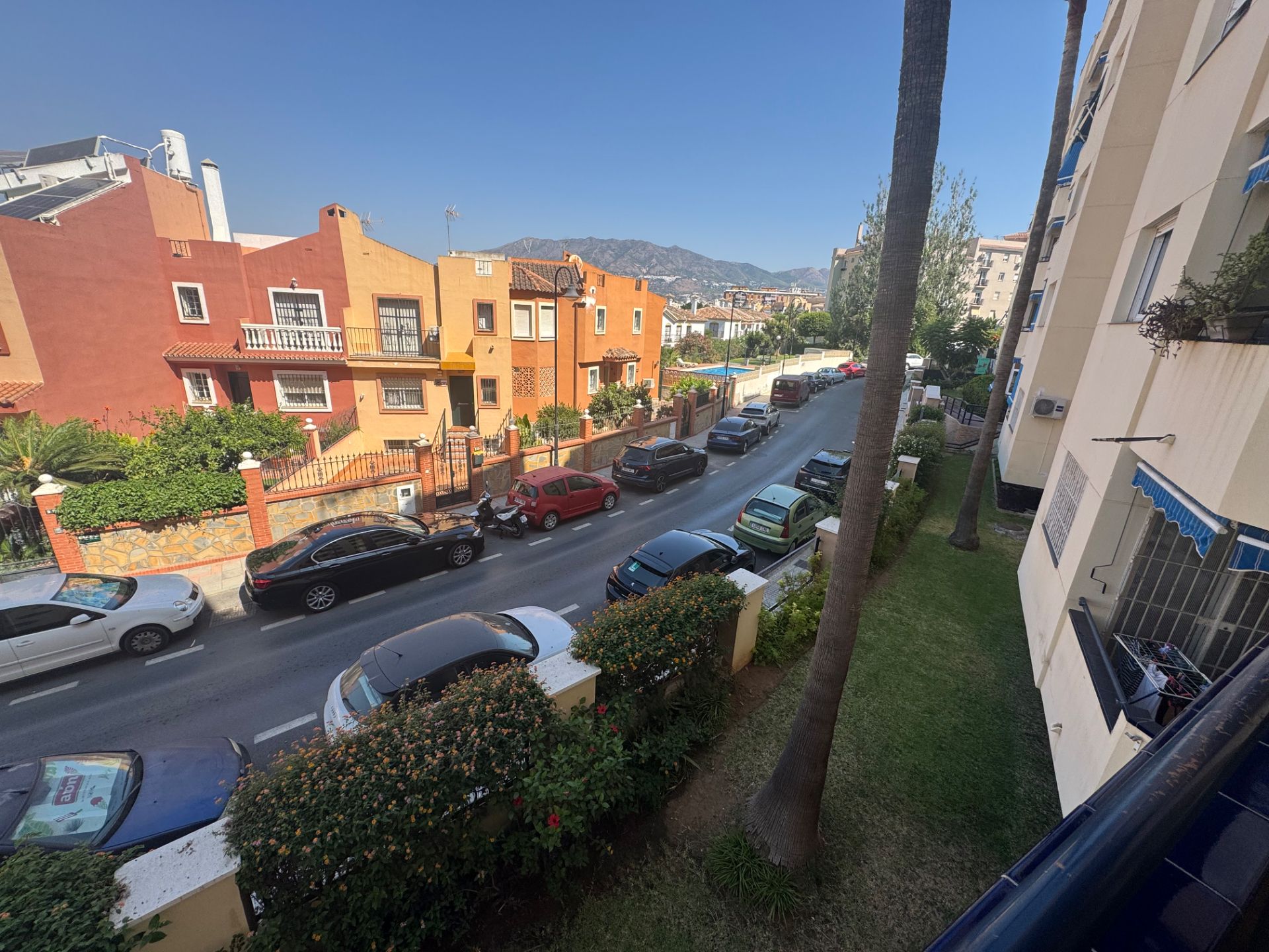 Vista exterior de Apartament de lloguer en Mijas amb Aire condicionat, Calefacció i Terrassa