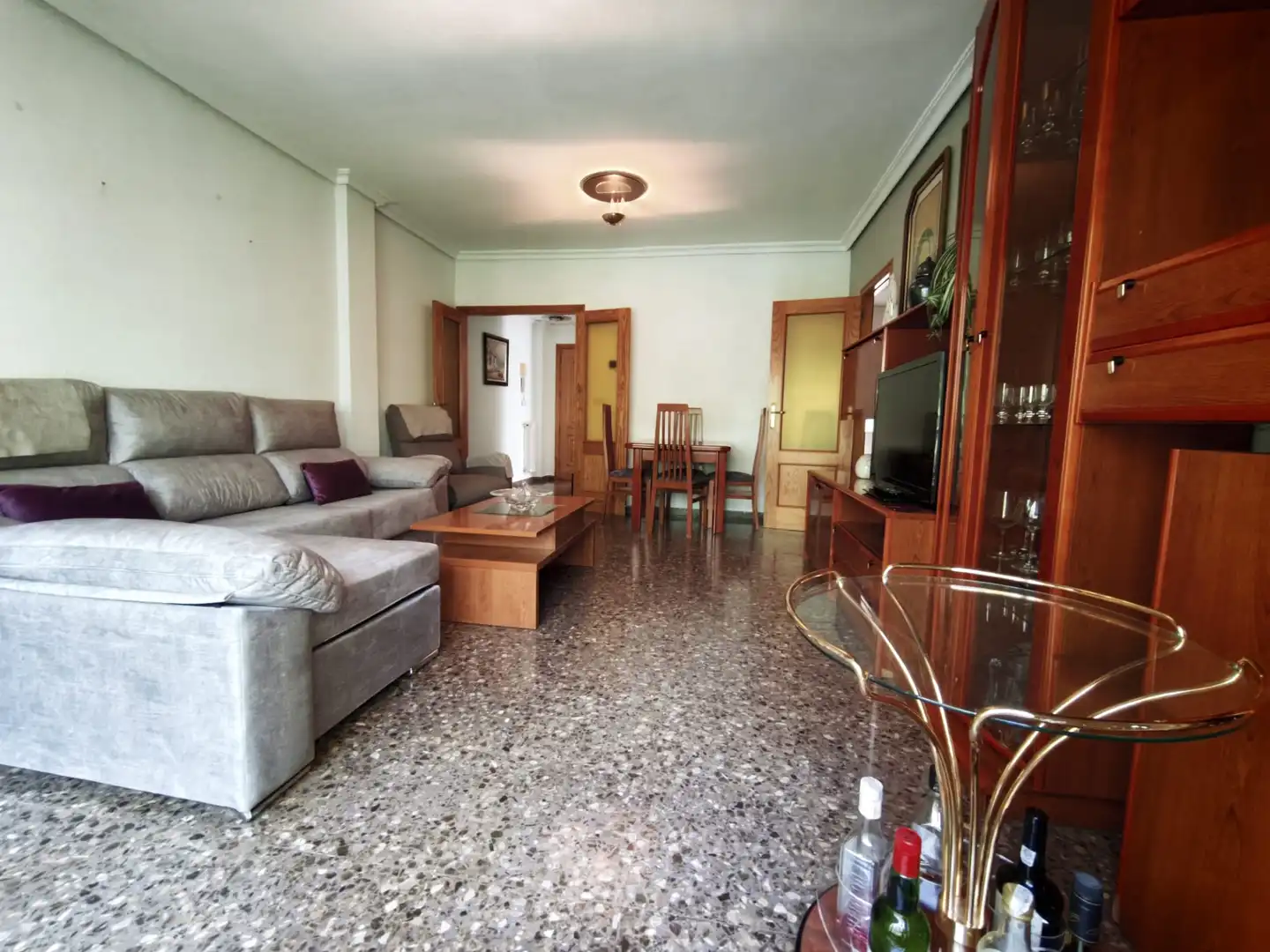 Sala d'estar de Pis en venda en Albacete amb Aire condicionat, Calefacció i Moblat