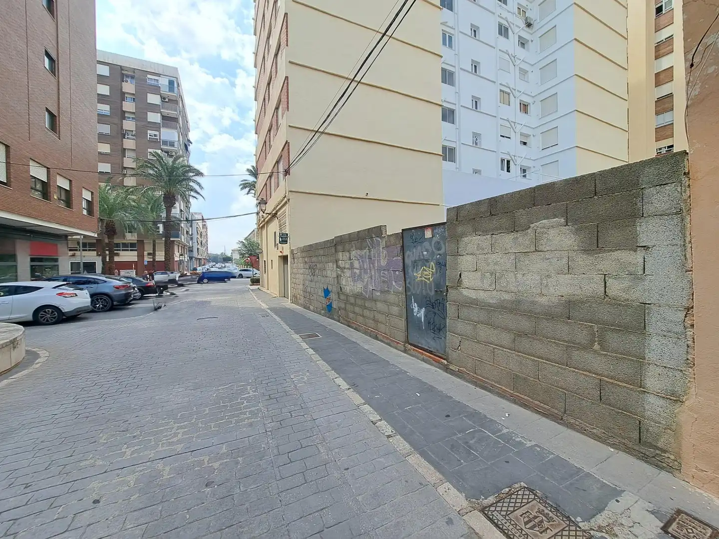 Wohnbaugrundstück zum Verkauf in Calle de Albornoz