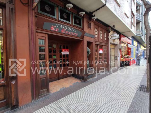 Local comercial en Venta en Calle Chile en Juzgados