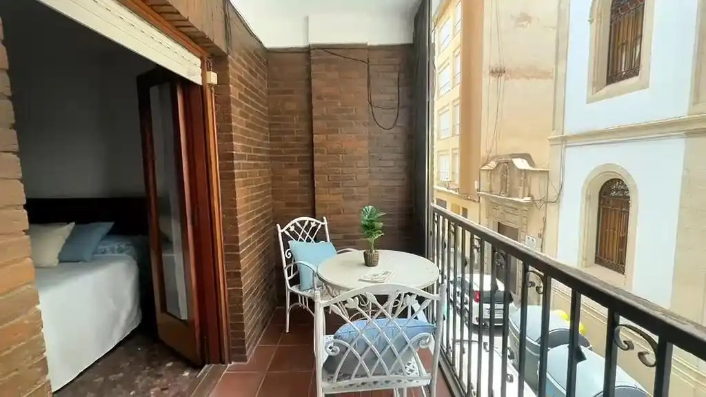 Flat for sale in Calle Calle Cervantes, 1, Centro