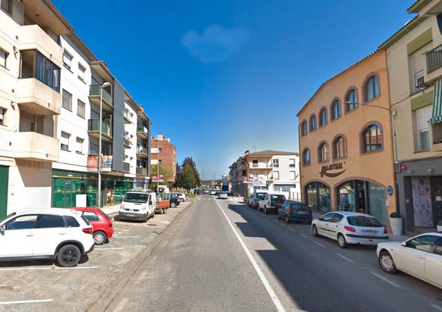 Piso en Venta en Carles Bech en La Bisbal d'Empordà