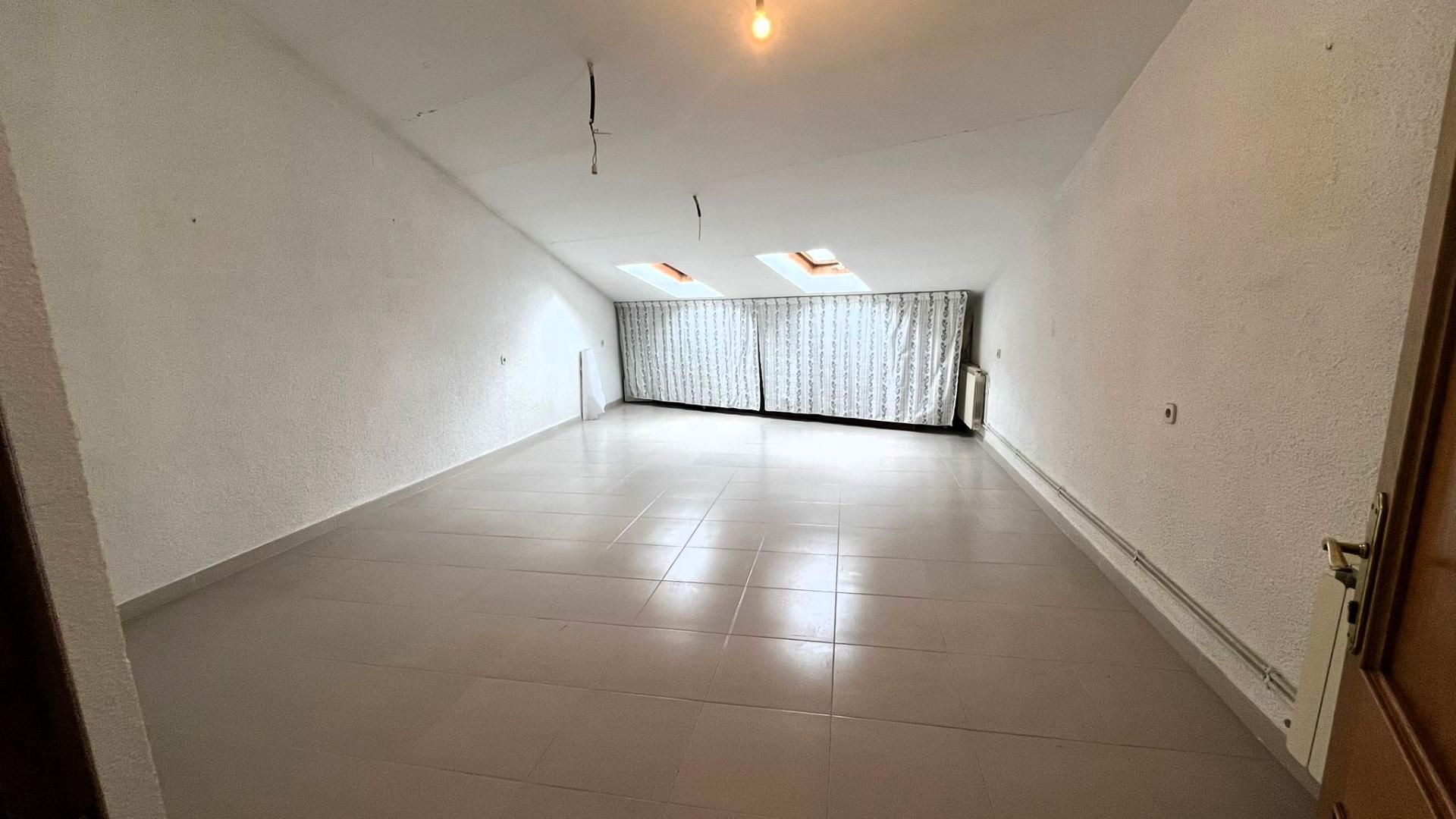 Office to rent in Breda  with Heating