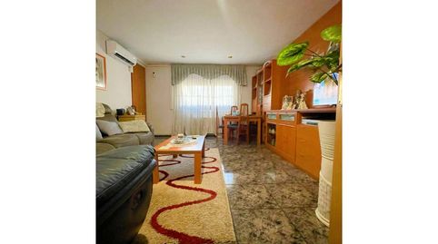 Foto 2 de Pis en venda a Calle Santa Elvira, Can Cuiàs, Montcada i Reixac