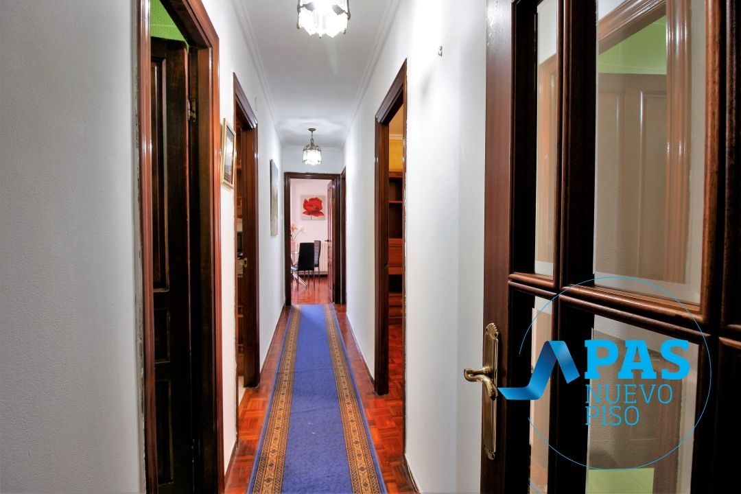 Piso en venta en Torrelavega  con Calefacción