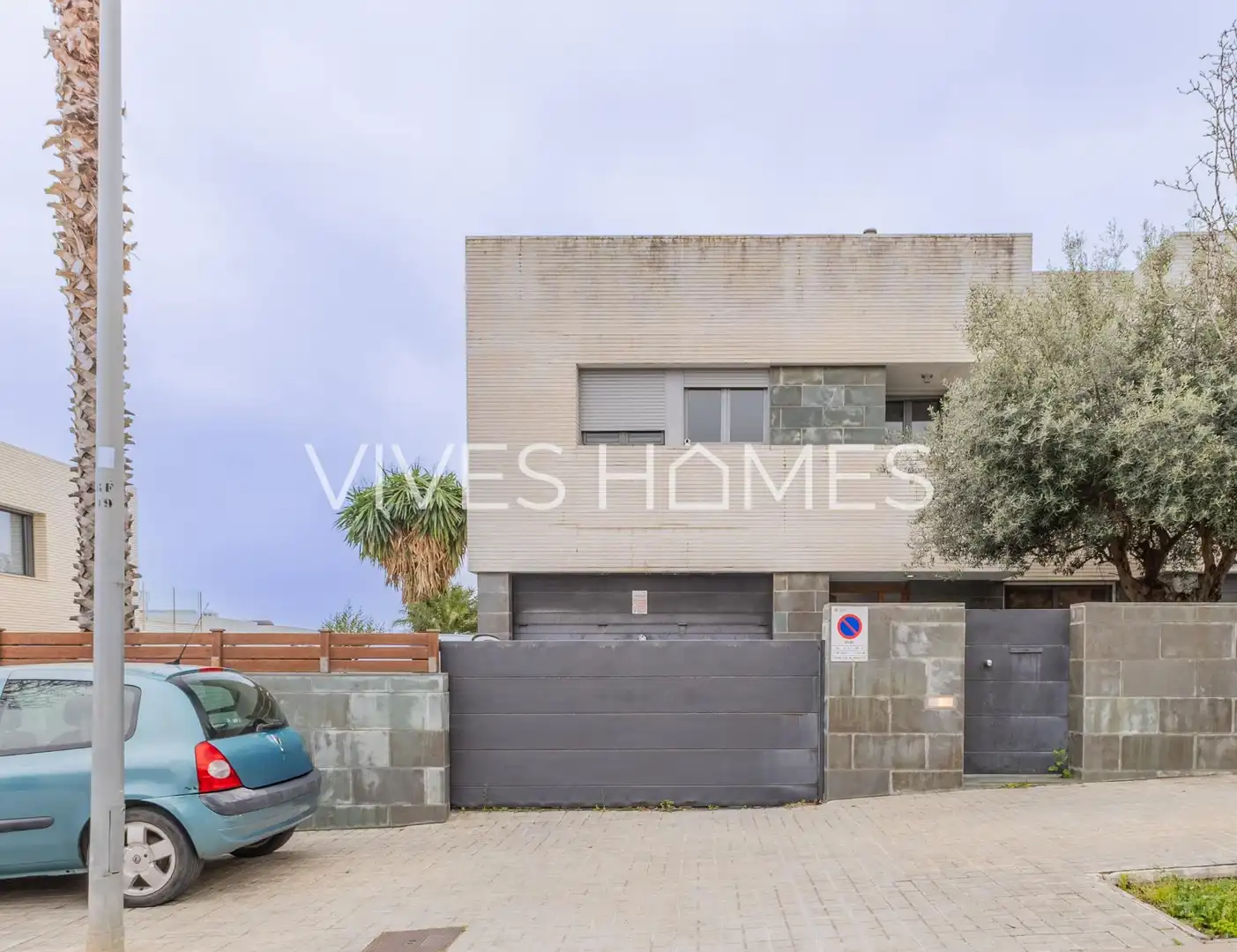 Exterior view of Houses for sale in Mataró  with Heating, Private garden and Terrace
