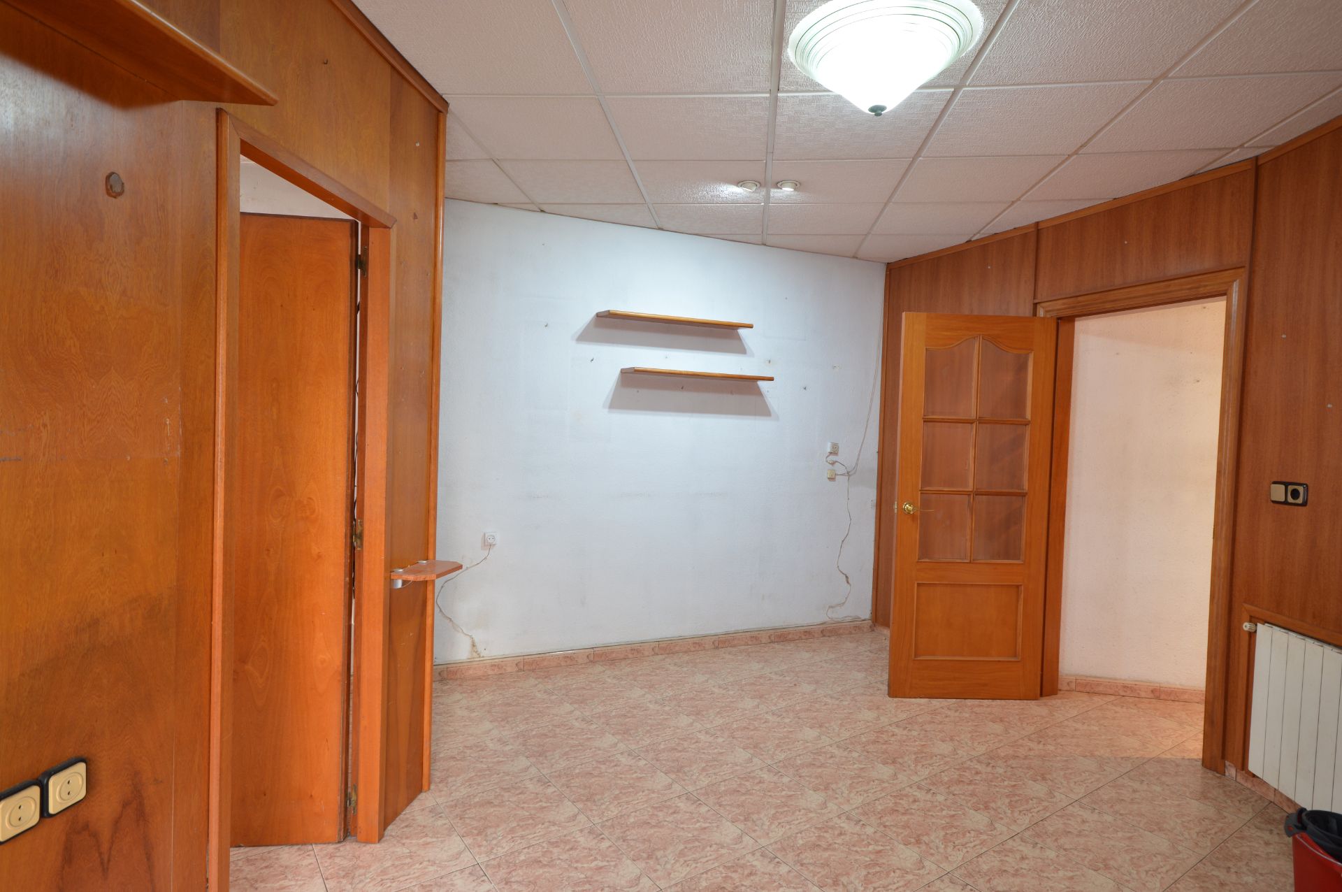 Piso en venta en Sant Andreu de la Barca con Calefacción, Horno y Balcón